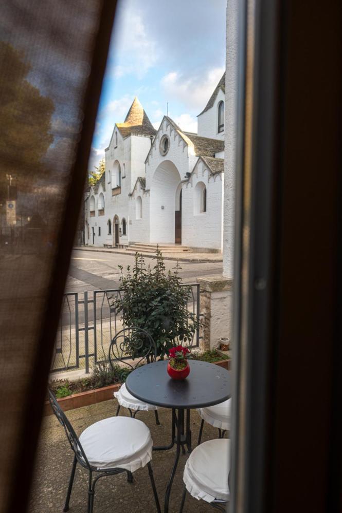 Dea Luxury Casa Vacanze- Zona Chiesa A Trullo - Alberobello Extérieur photo