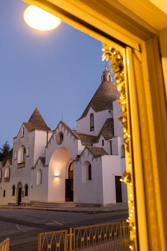 Dea Luxury Casa Vacanze- Zona Chiesa A Trullo - Alberobello Extérieur photo